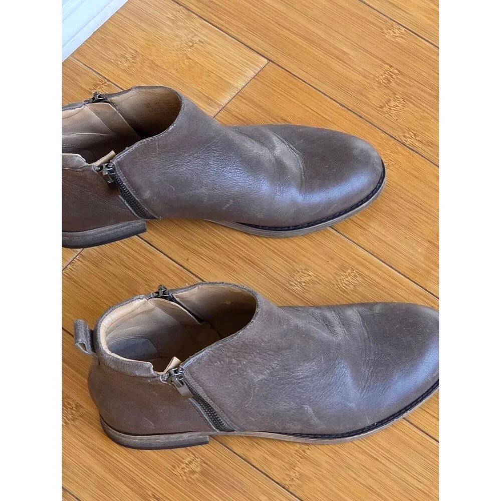 Franco Sarto Keegan Dual Zip Leather Ankle Booties size 8 Brown